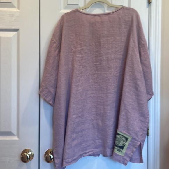 blue Fish Linen Top - Picture 2 of 2